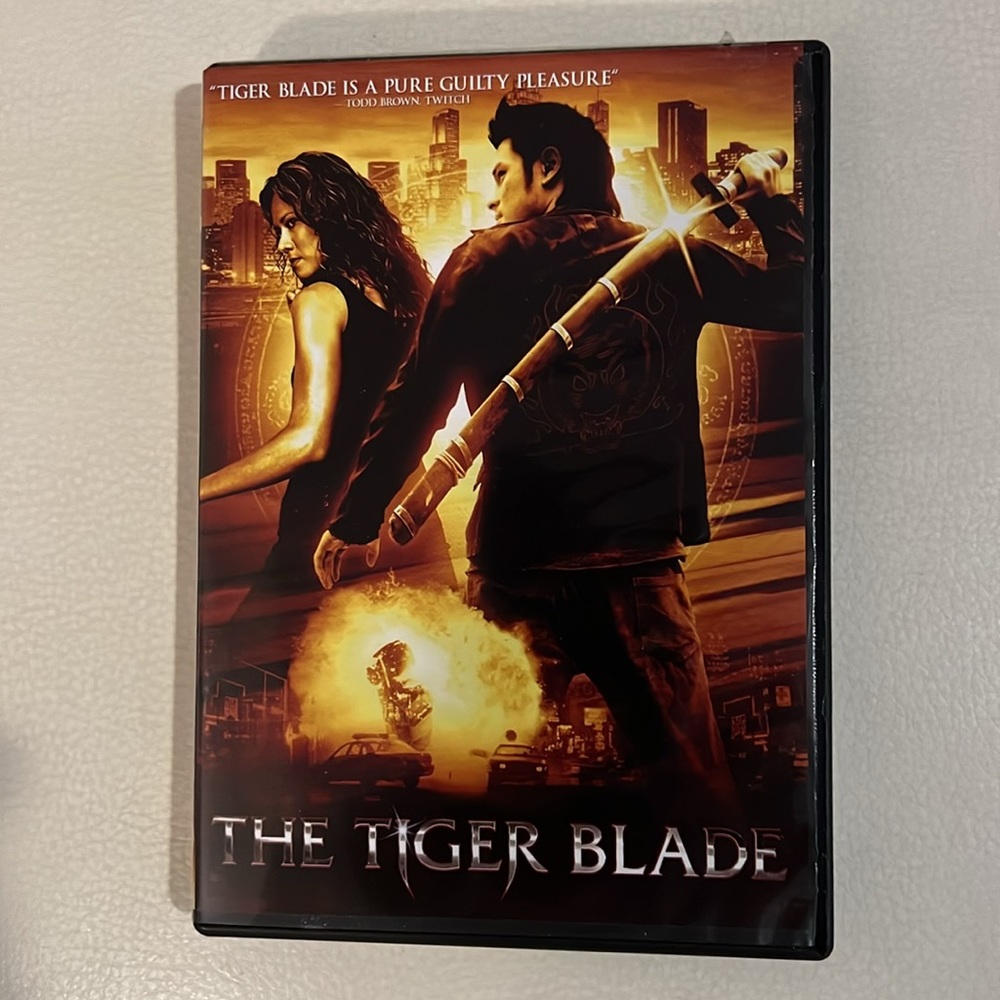 New Action DVD - Picture 3 of 8